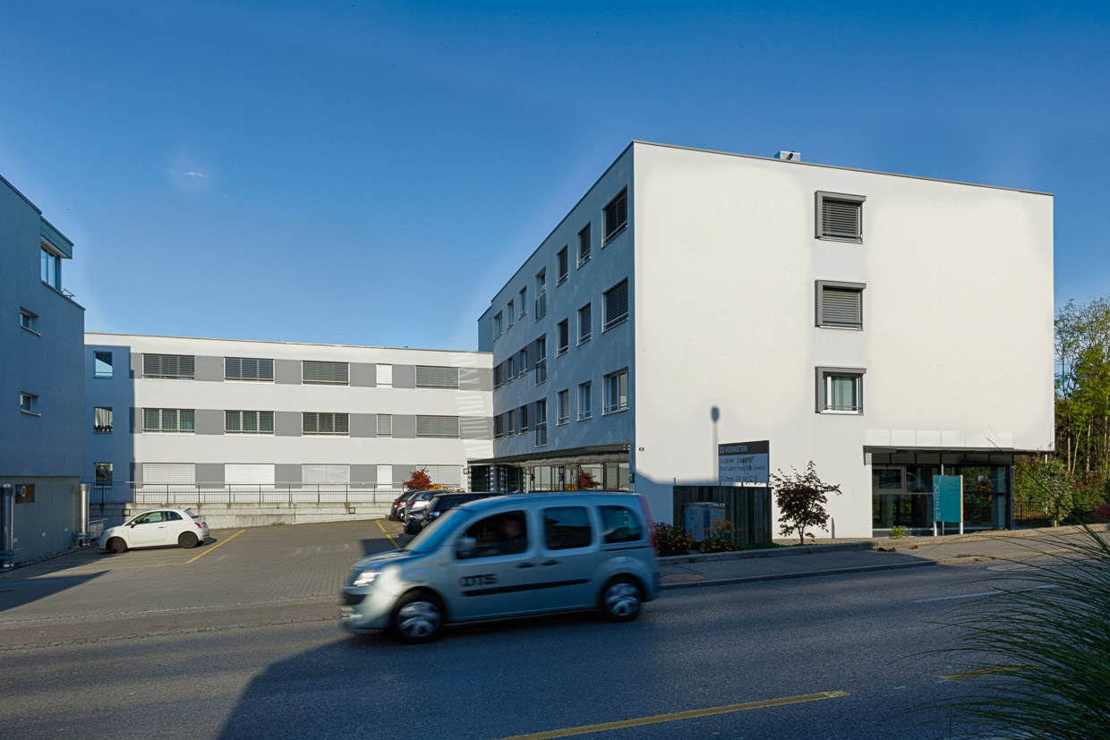 DS-Architektur-Mehrfamilienhaus-Bad-Friedensberg-Gossau